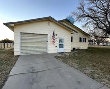 United States New York Kansas vacation rental compare prices direct by owner 2101157