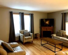 United States Iowa Waukon vacation rental compare prices direct by owner 10078543