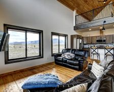 United States Montana Livingston vacation rental compare prices direct by owner 10584777