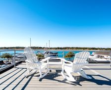 United States North Carolina Beaufort vacation rental compare prices direct by owner 28538229