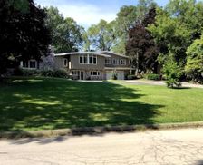 United States Wisconsin Hales Corners vacation rental compare prices direct by owner 26557677