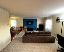 United States New York Queens vacation rental compare prices direct by owner 25696972