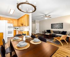 United States North Carolina Cary vacation rental compare prices direct by owner 27977881