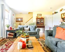 United States Vermont South Burlington vacation rental compare prices direct by owner 877741