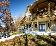 United States Illinois Carbondale vacation rental compare prices direct by owner 33573933