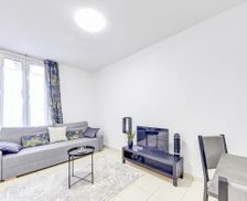 France Île-de-France Aubervilliers vacation rental compare prices direct by owner 33507095