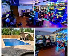 United States Illinois Rockford vacation rental compare prices direct by owner 15408844