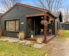 United States Michigan Ferndale vacation rental compare prices direct by owner 25329058