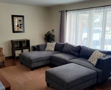 United States Illinois Rockford vacation rental compare prices direct by owner 26511606