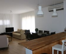 Israel Center District Ra'anana vacation rental compare prices direct by owner 7798281