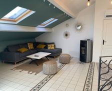 France Provence-Alpes-Côte d'Azur Avignon vacation rental compare prices direct by owner 12209634