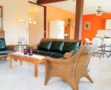 Belize Benque Viejo Del Carmen Cayo District vacation rental compare prices direct by owner 13861290