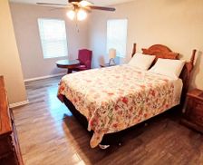 United States Texas Wichita Falls vacation rental compare prices direct by owner 1920444
