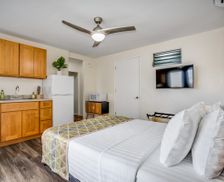 United States Hawaii Honolulu vacation rental compare prices direct by owner 72415