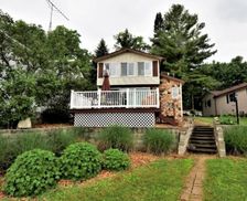 United States Michigan Manitou Beach-Devils Lake vacation rental compare prices direct by owner 24543358