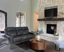 United States Texas Springtown vacation rental compare prices direct by owner 29487712