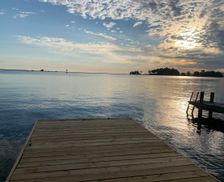United States New York Sodus Point vacation rental compare prices direct by owner 24428065