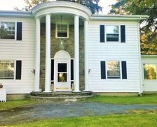 United States New York Auburn vacation rental compare prices direct by owner 534724