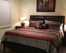 United States Texas Montgomery vacation rental compare prices direct by owner 11446583