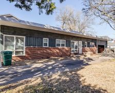 United States Kansas Wichita vacation rental compare prices direct by owner 11511962