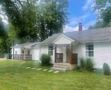 United States Indiana Muncie vacation rental compare prices direct by owner 33016749