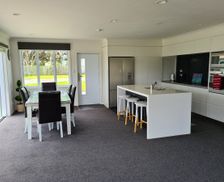 New Zealand Taranaki Opunake vacation rental compare prices direct by owner 6659914