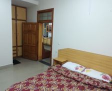 Pakistan Khyber Pakhtunkhwa Khaira Gali vacation rental compare prices direct by owner 15242963