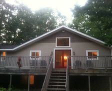 United States Michigan Interlochen vacation rental compare prices direct by owner 403338