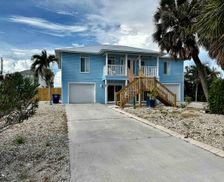 United States Florida Fort Myers Beach vacation rental compare prices direct by owner 29302024