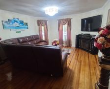 United States New York Schenectady vacation rental compare prices direct by owner 2515533