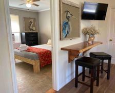 United States Texas Hemphill vacation rental compare prices direct by owner 954423