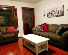 United States Ohio Akron vacation rental compare prices direct by owner 762365
