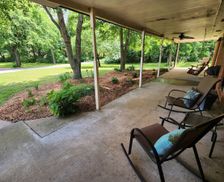 United States Oklahoma Muskogee vacation rental compare prices direct by owner 24303639