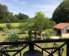 France Nouvelle-Aquitaine Nanteuil-en-Vallée vacation rental compare prices direct by owner 6285714