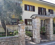 Italy Veneto Brenzone vacation rental compare prices direct by owner 6419339