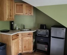 United States New York Rochester vacation rental compare prices direct by owner 8284094