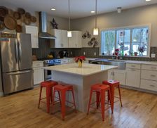 United States Vermont Waterbury vacation rental compare prices direct by owner 1890306