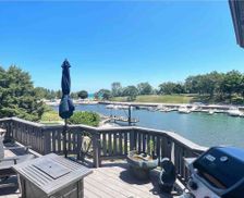 United States Wisconsin Kenosha vacation rental compare prices direct by owner 29708031