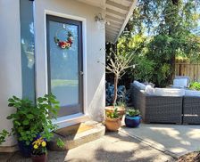 United States California Modesto vacation rental compare prices direct by owner 2329413