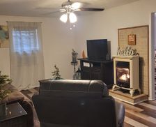 United States Texas Powderly vacation rental compare prices direct by owner 25280851