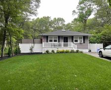 United States New York Port Jefferson Station vacation rental compare prices direct by owner 2051945