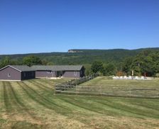 United States New York New Paltz vacation rental compare prices direct by owner 1121460