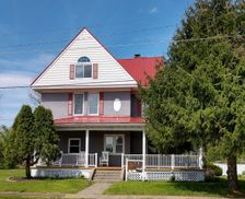 United States Pennsylvania Connellsville vacation rental compare prices direct by owner 1881630