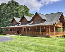 United States New York Pine Bush vacation rental compare prices direct by owner 1195891