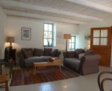 France Languedoc-Roussillon Goudargues vacation rental compare prices direct by owner 4902170