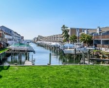 United States Maryland Ocean City vacation rental compare prices direct by owner 2400520