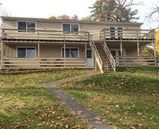 United States New York Lake George vacation rental compare prices direct by owner 1297293