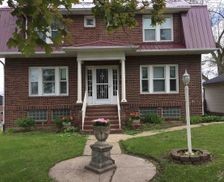 United States Iowa Dubuque vacation rental compare prices direct by owner 461836