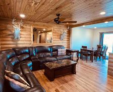 United States Kansas Pratt vacation rental compare prices direct by owner 1414833