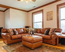 United States Illinois Evanston vacation rental compare prices direct by owner 1314595